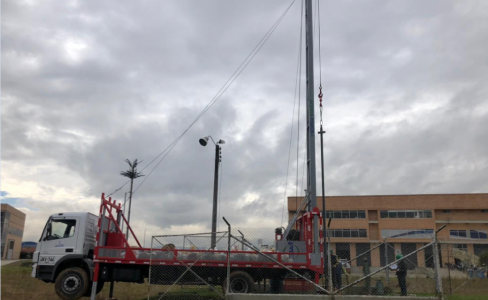 pump-hoist-2-1024x764